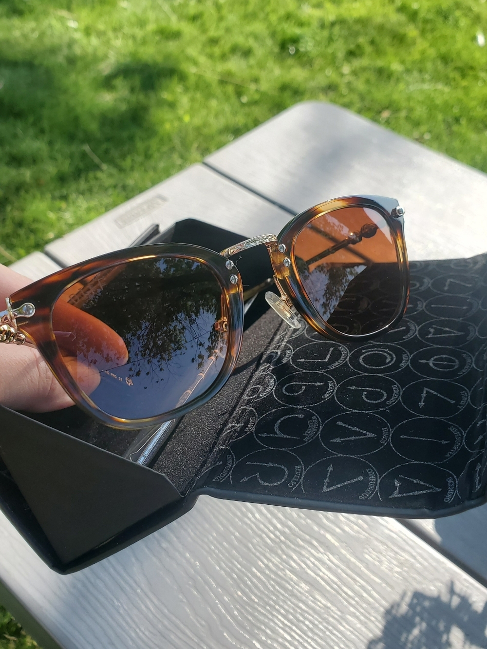 DIFF Harry Potter Griffindor Tortoiseshell Sunglasses with Case And Lense Cloth